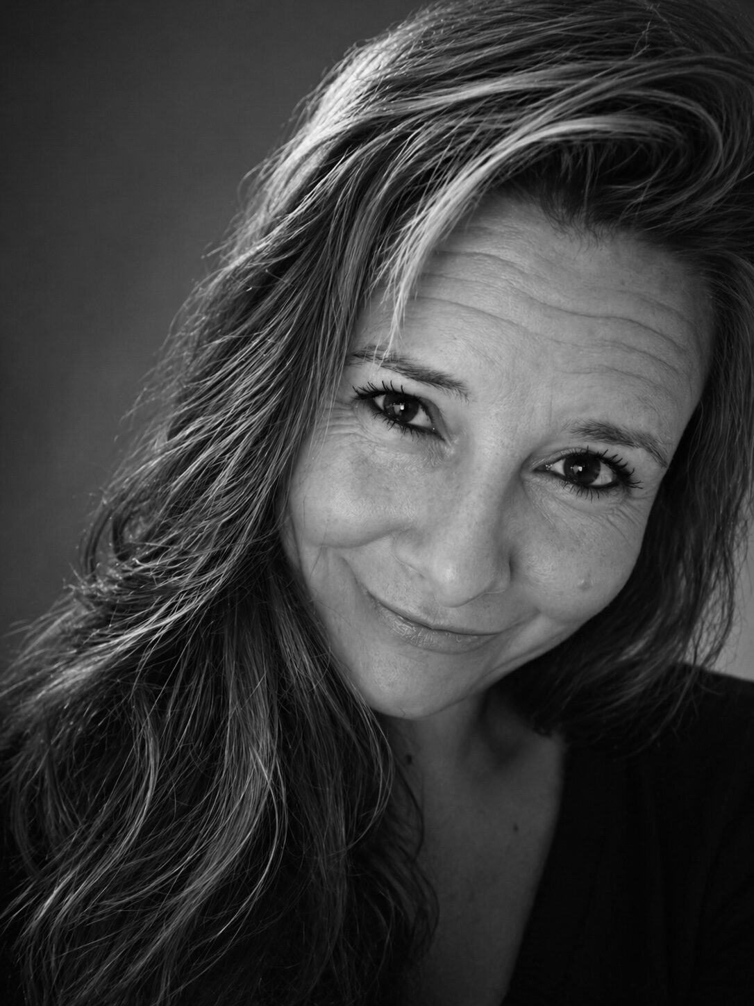 Melanie Mader, Portrait in Schwarz-Weiß